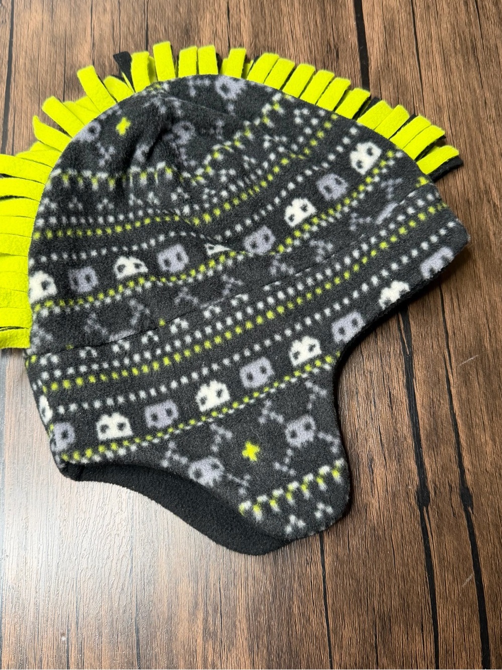 Kids Neon Mohawk Fleece Earflap Hat - Black and Yellow